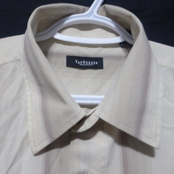 VAN HEUSEN, large, striped short sleeve button down shirt with pocket, GUC - Picture 3 of 13